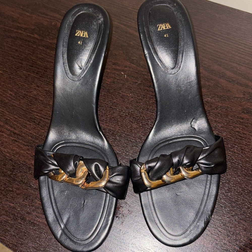 Zara kitten heel sandals sz 41
